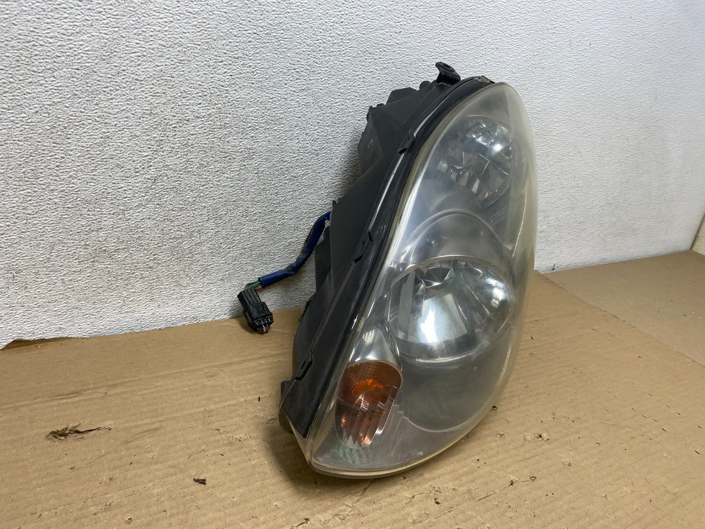 2003 to 2004 Infiniti G35 Left Driver Lh Side Xenon HID Headlight AG8208 DW1
