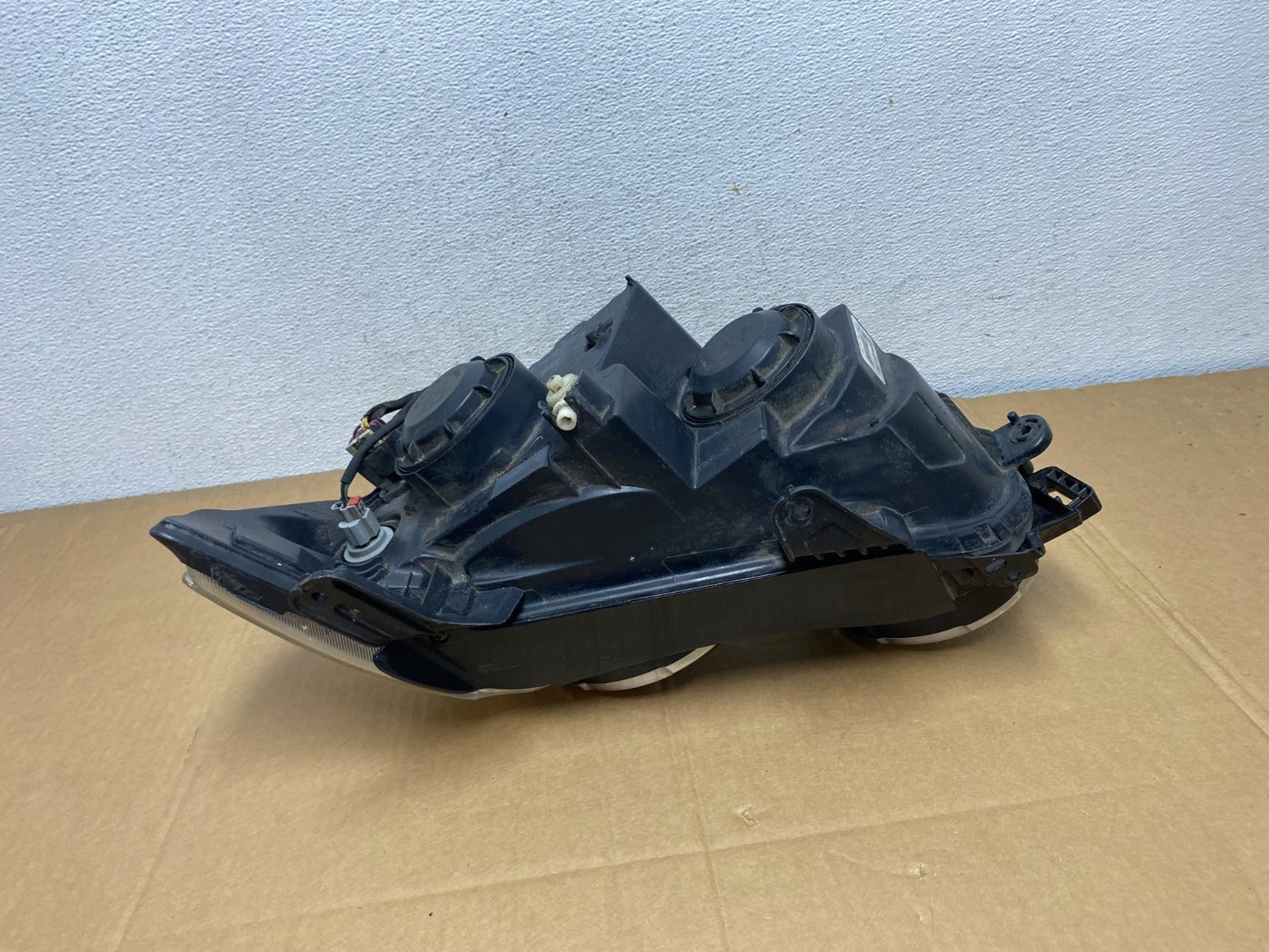 2012 to 2015 Chevrolet Sonic Right Passenger Headlight AD0716 DW5