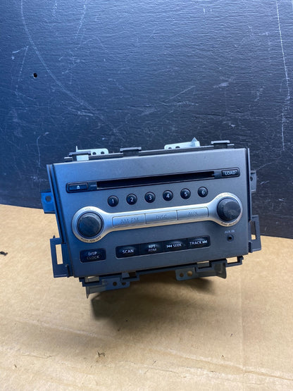 2011 - 2014 Nissan Murano AM FM Radio CD Player Panel AD7342 DG0