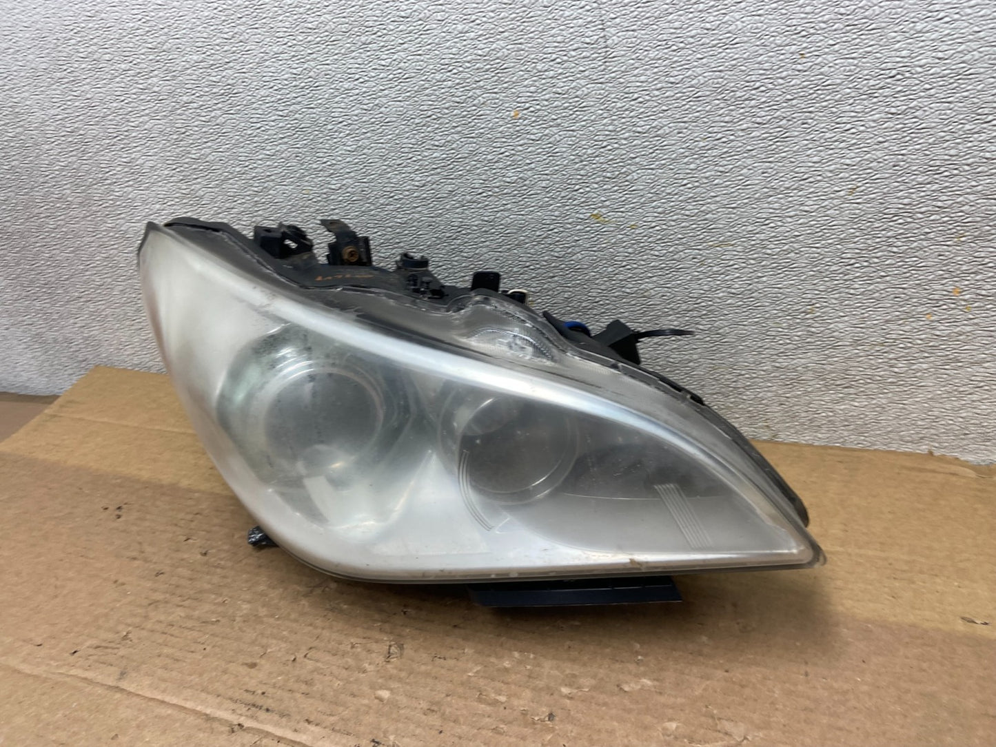 2011 to 2013 Infiniti M37 M56 Right Passenger Side HID Xenon Headlight AB5221 DW1