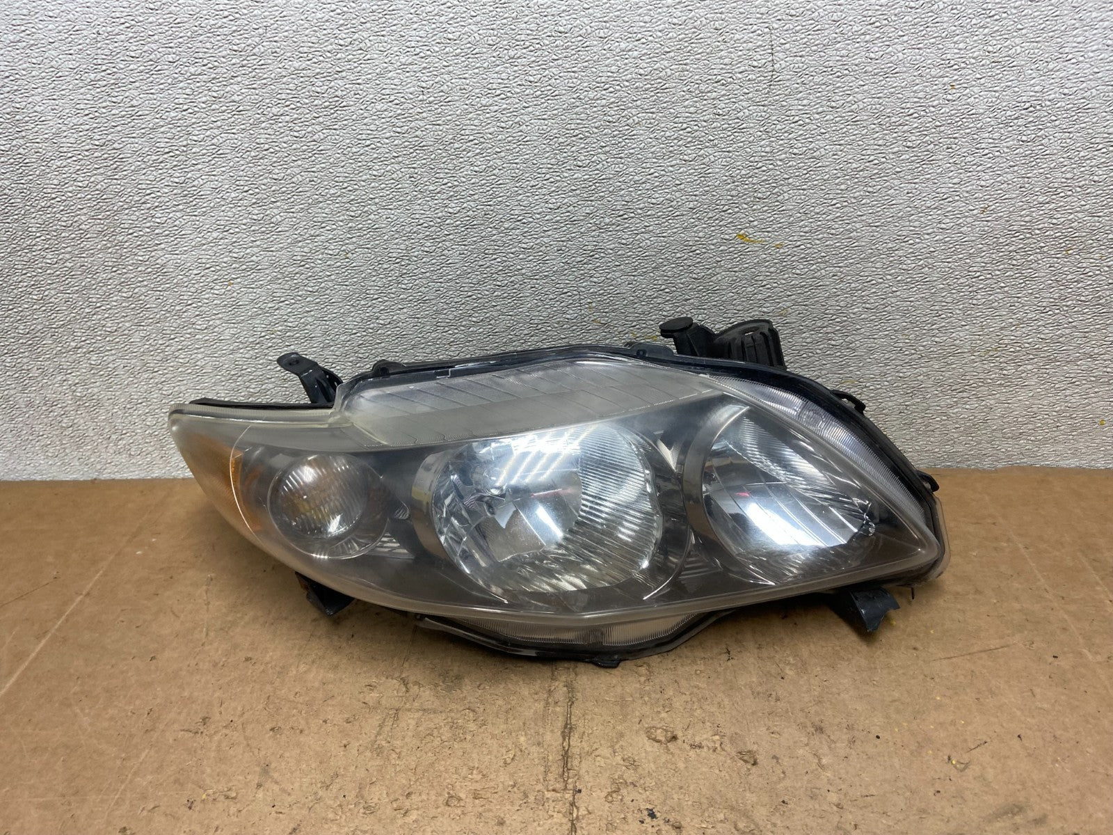 2009 to 2010 Toyota Corolla Right Passenger Rh Black Headlight DEPO X8994 DW0
