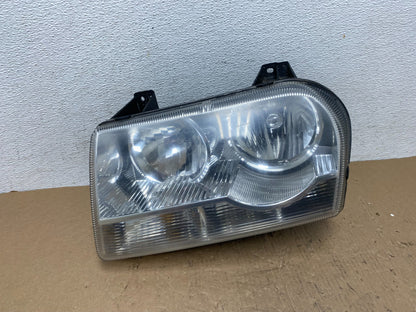 2005 2006 2007 Chrysler 300 Left Driver LH Halogen Headlight AD8073 DW0
