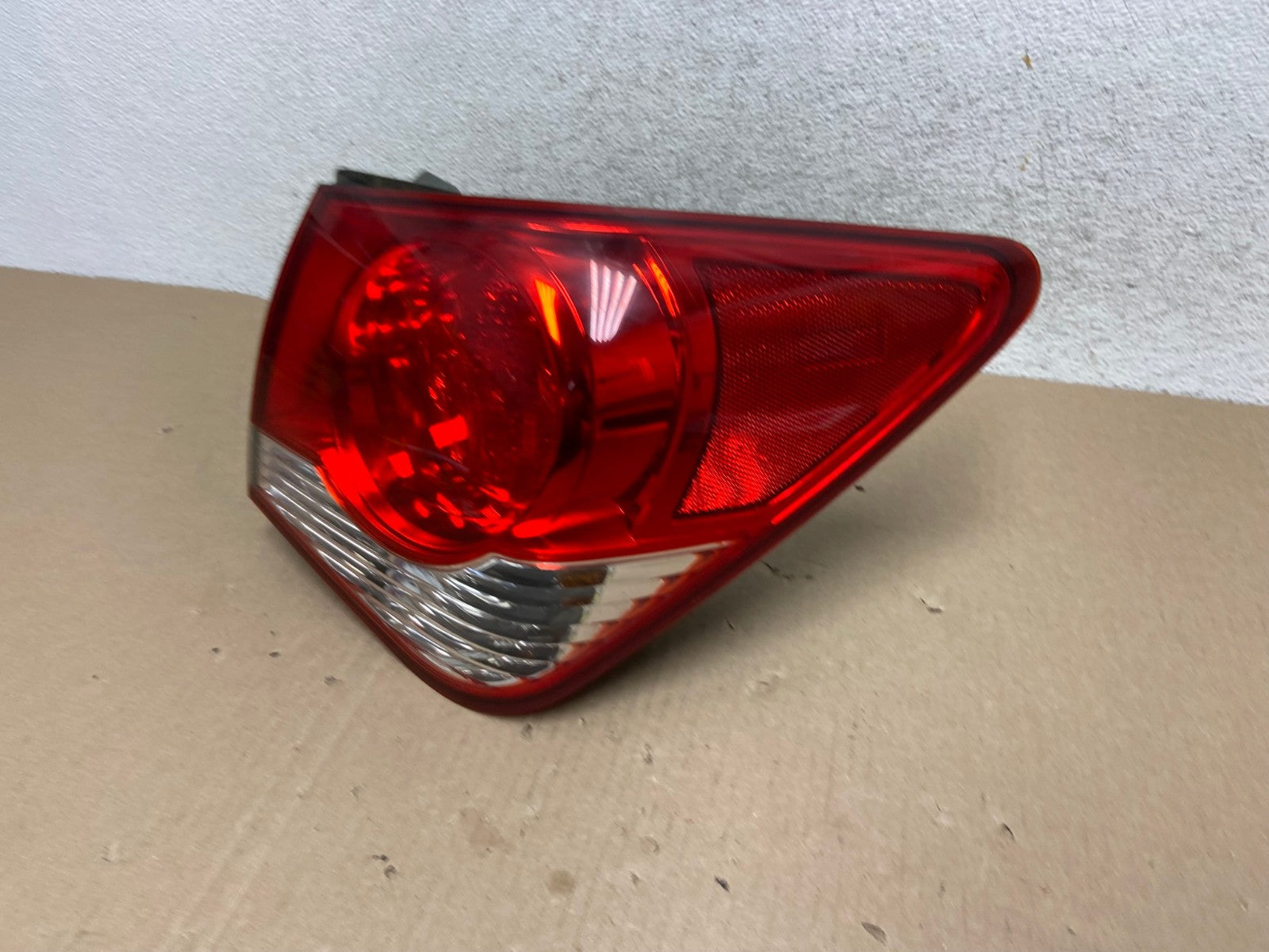 2011 2012 2013 2014 Chevrolet Cruze Right Passinger RH Side Tail Light AG6842 LK1