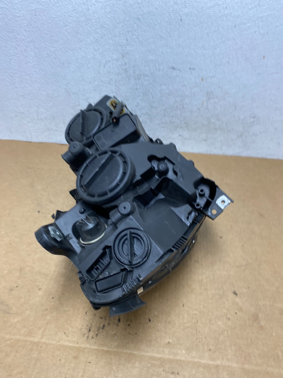 2008-2011 Mercedes C-Class C350 C300 Left Driver Halogen Headlight AD4626 DW7