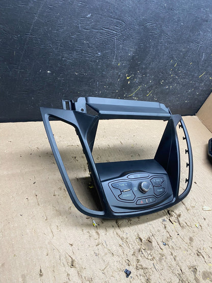 2013 2014 2015 2016 Ford Escape Dash Radio Control Panel Bezel t8512 DG1