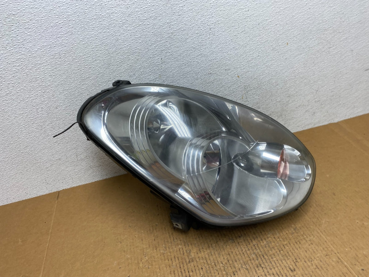 2005-2006 Infiniti G35 Right Passenger Hid Xenon Headlight Sedan AE0388 DW2