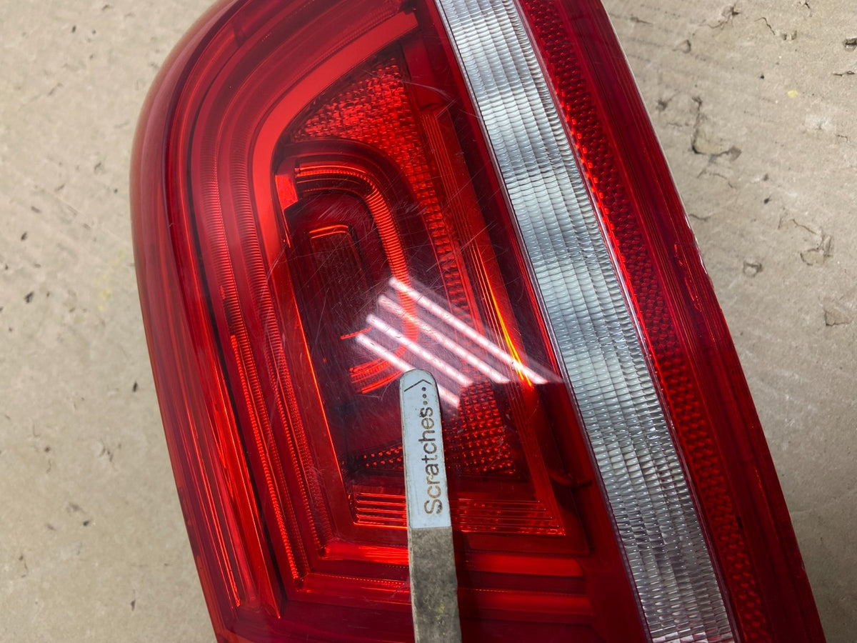 2012 to 2016 Volkswagen Eos Right Passenger RH Side Tail Light AG6994 DW3
