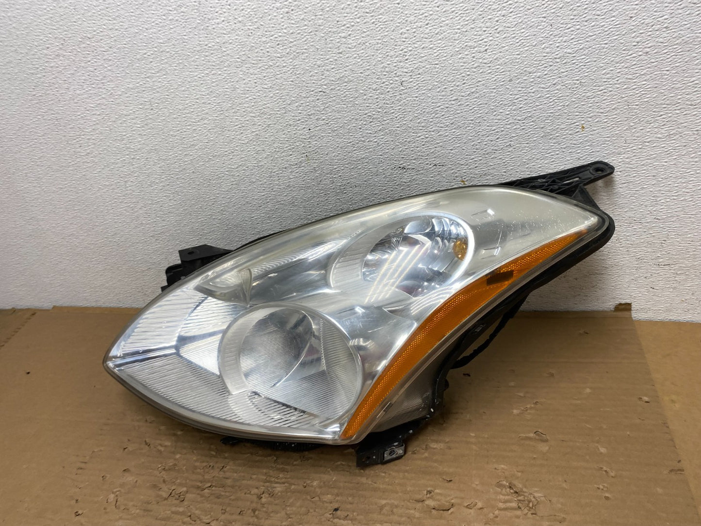 Sedan 2010 2011 2012 Nissan Altima Left Driver Side Headlight AD4355 DW1