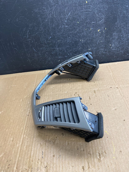 2011 - 2015 Chevrolet Cruze Center Dash Air Vent Bezel ad2282 DG2