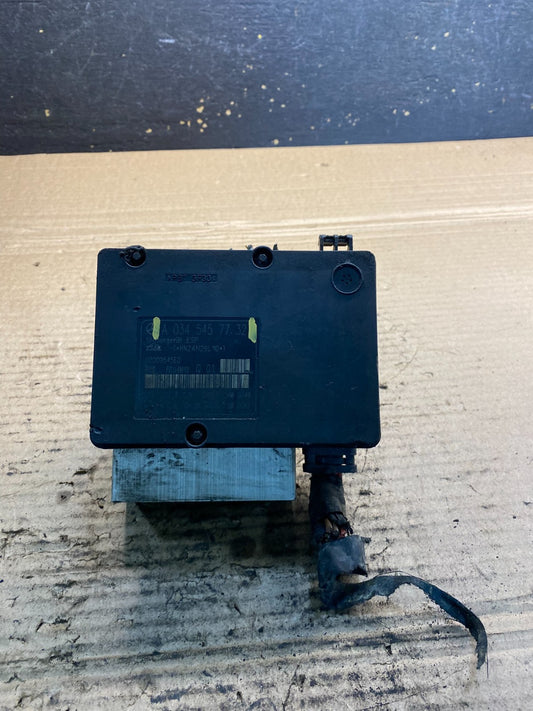 2004-2005 Mercedes W203 C CLK W203 209 ABS Anti Lock Brake Pump Module AA3312 DG0