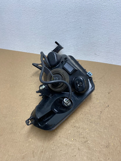 2008 2009 2010 2011 Ford Focus Left Driver Lh Headlight Halogen AC1583 DW8