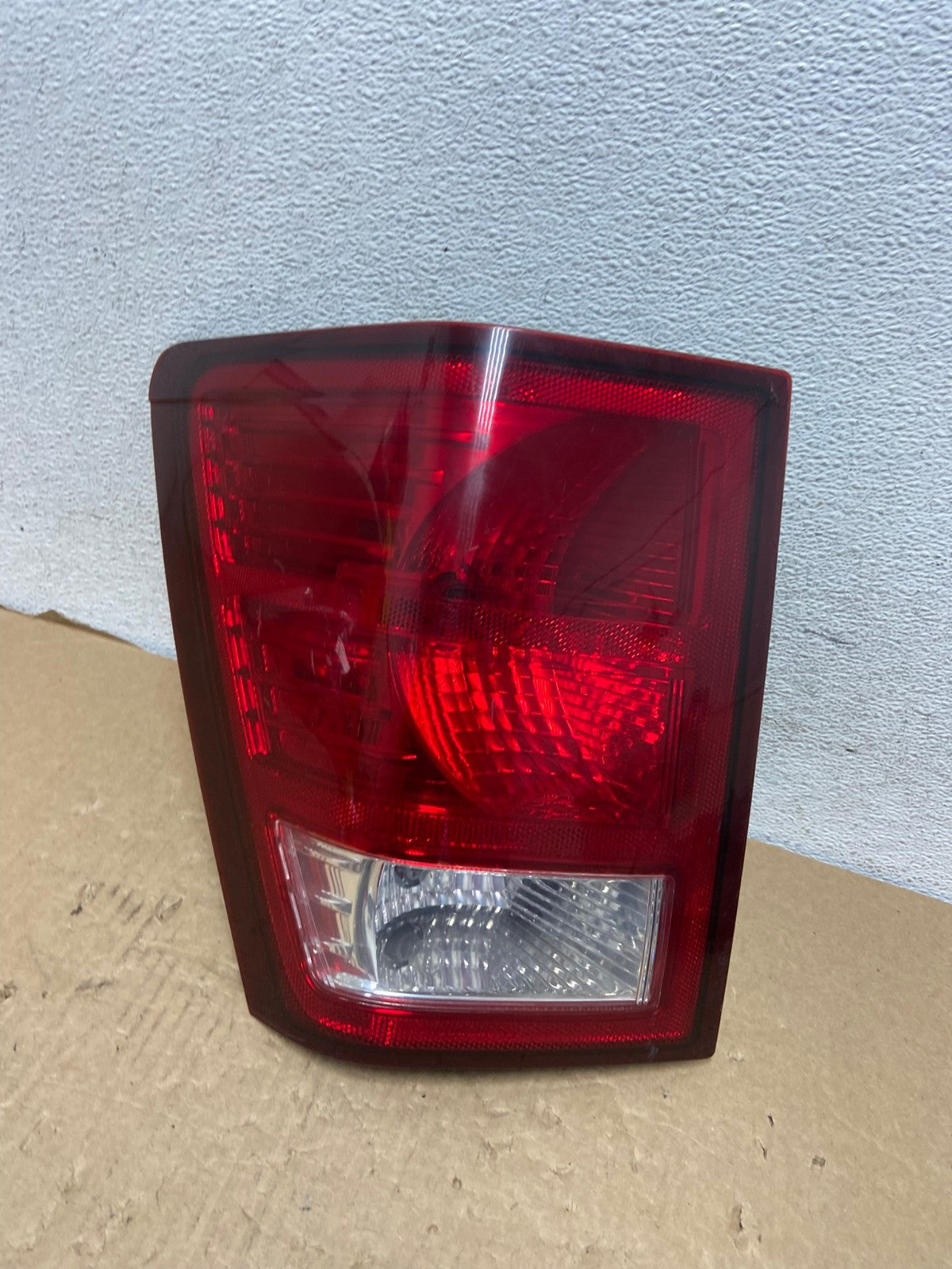 2007 2008 2009 2010 Jeep Grand Cherokee Left Driver Lh Tail Light AF7456 LK0