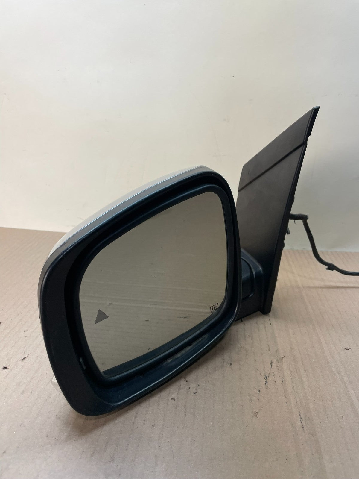 2011-2016 Chrysler Town Country Left Driver LH Turn Door Heat Mirror AJ0857 DW2
