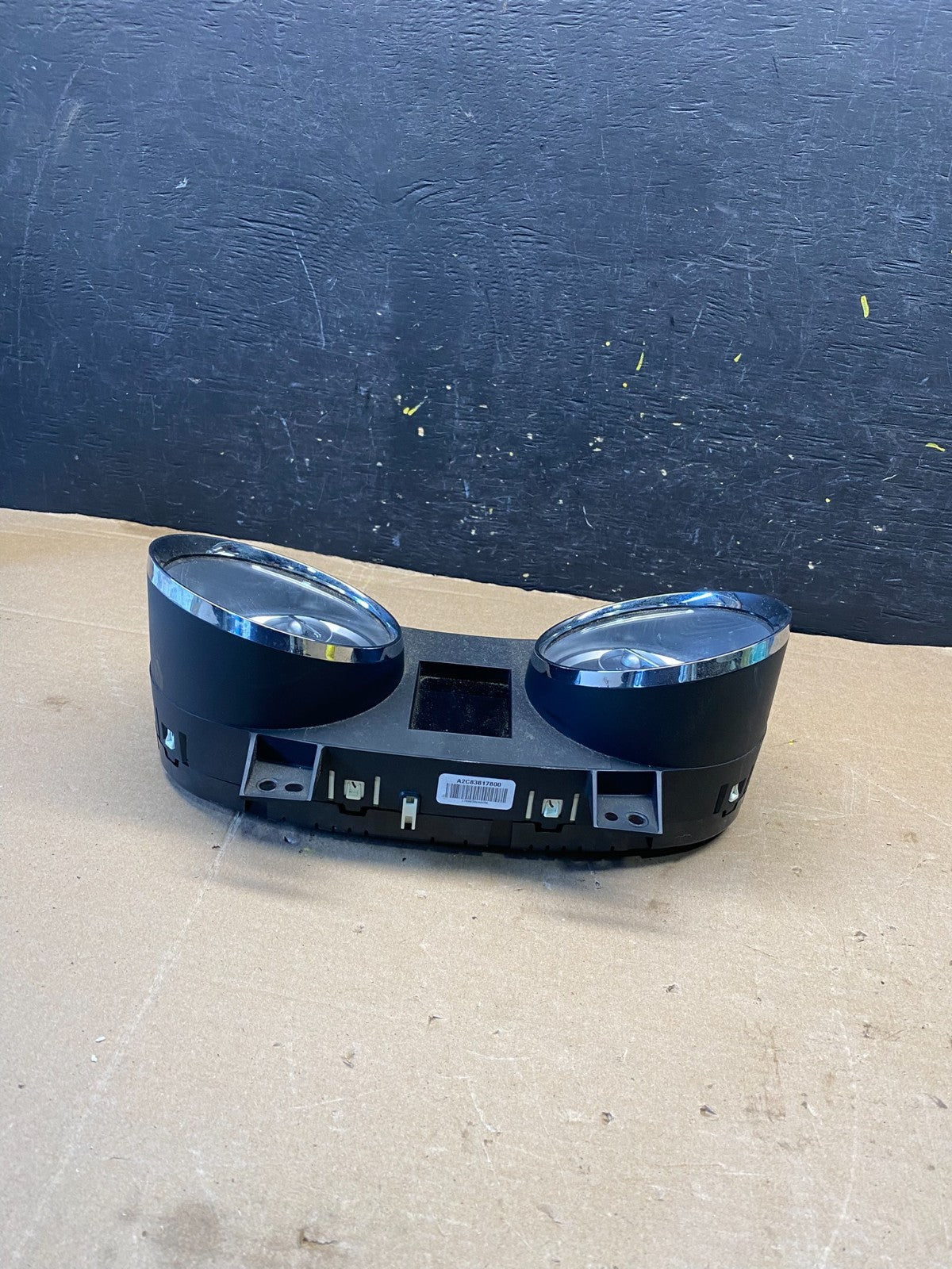 2014 Chrysler 300 Speedometer Instrument Cluster Gauges OEM R2505 DG3