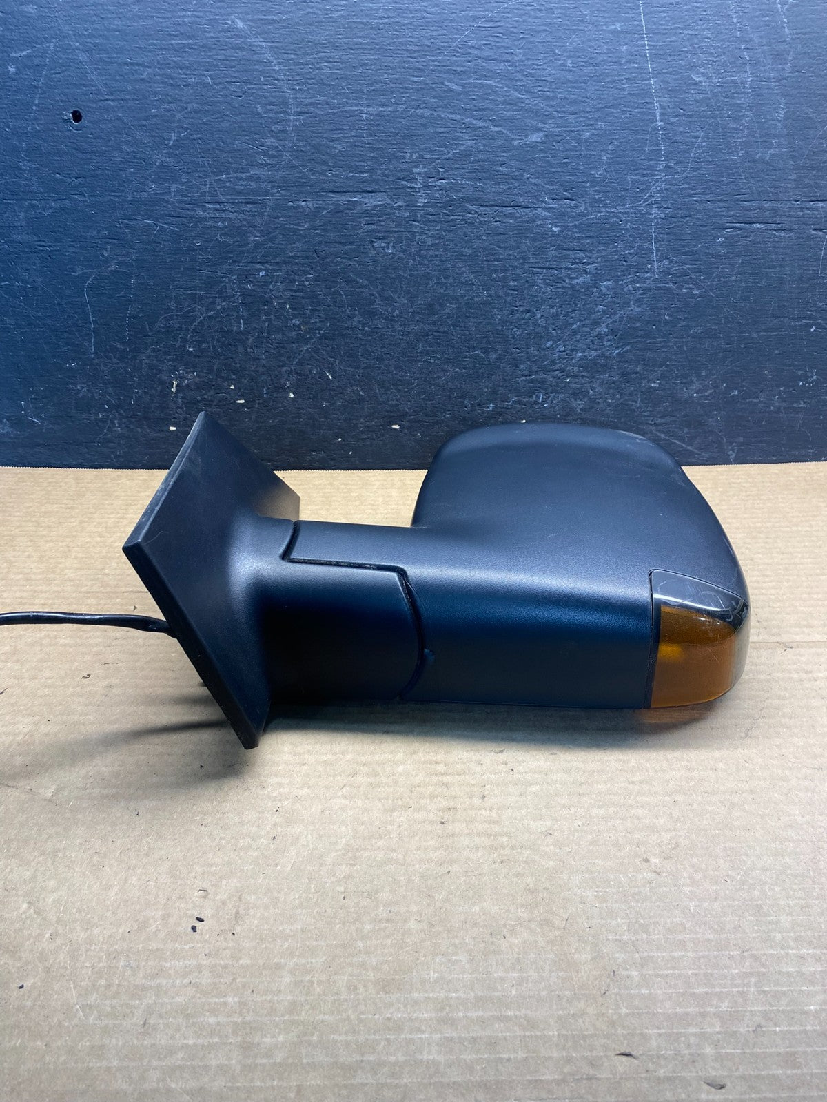 2003 to 2008 Chevrolet Express Left Side View Mirror w/Turn Signal AF67783
