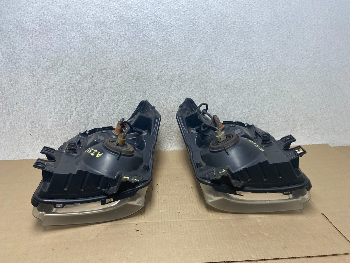 2011 to 2016 Ford F250 Super Duty Left+Right Side Headlights AI2152 DW14
