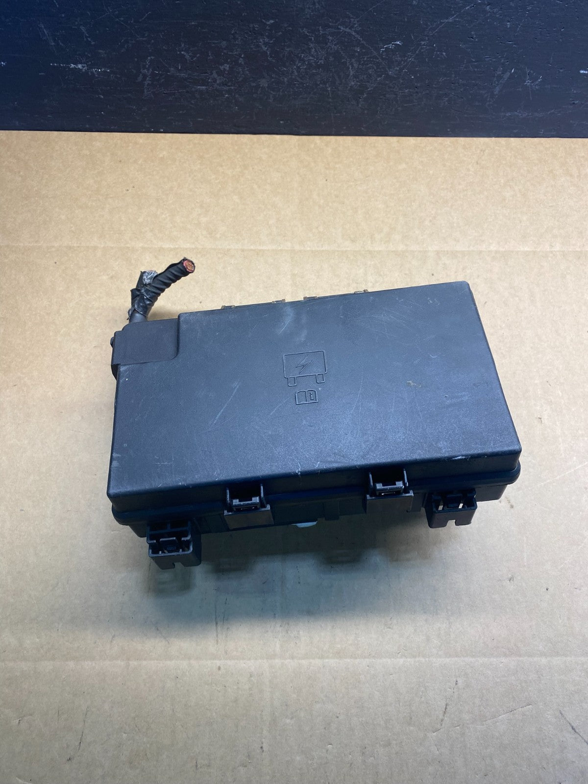 2011 2014 Dodge Durango Grand Cherokee  Fusebox Fuse Box Relay Module ac2751 DG3