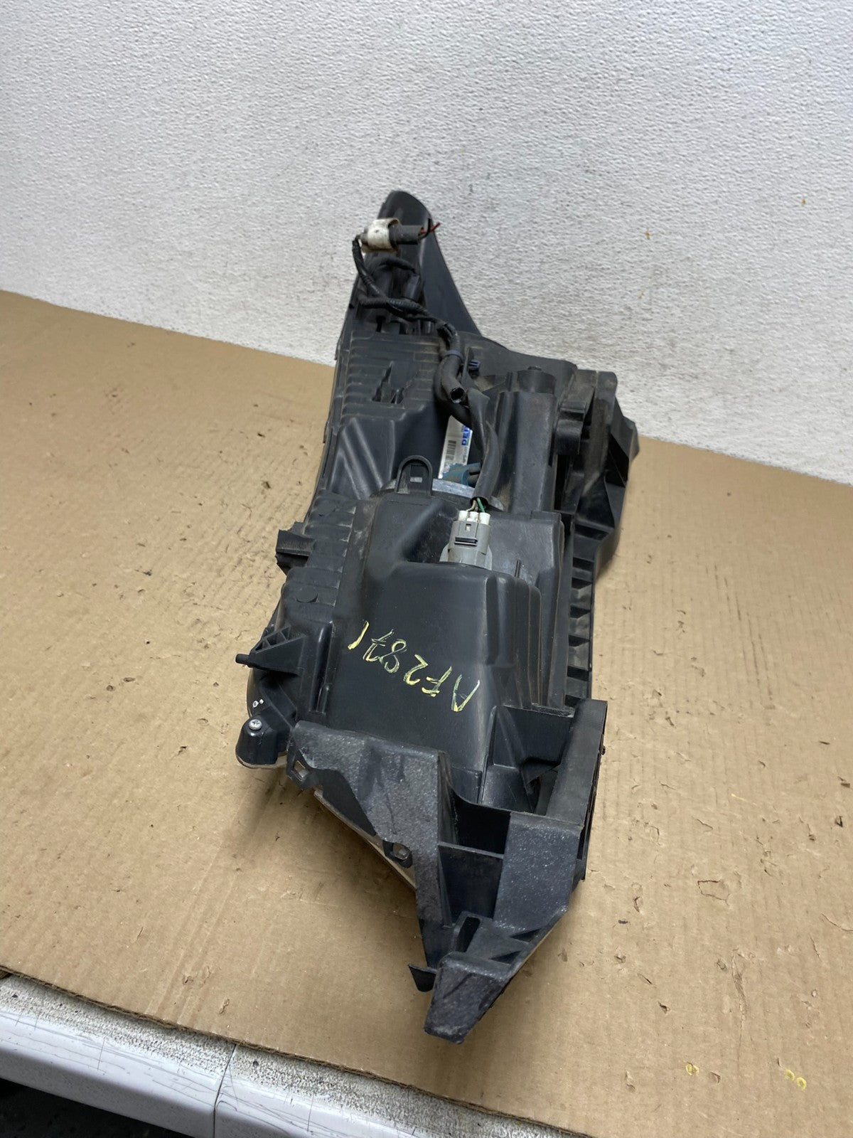 2008 to 2012 Honda Accord Sedan Right Passenger RH Headlight AF2871 DW8