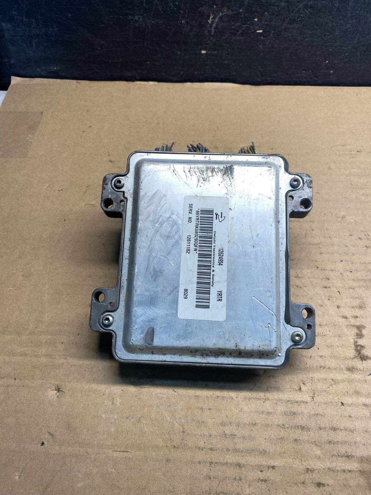 2008 - 2009 Yukon Tahoe Engine Control Module Computer ECM ECU AE2141 DG1