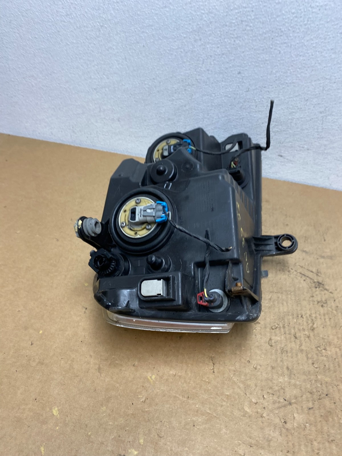 2008 to 2014 Dodge Avenger Left Driver LH Side Headlight AC3582 DW9