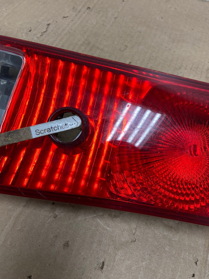 2000-2001 Toyota Camry Tail Light Right Passenger Rh Side Inner AE9218 LK3