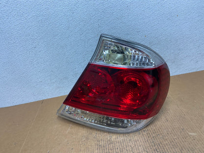 2005 to 2006 Toyota Camry Tail Light Right Passenger Side AE0254 LK0