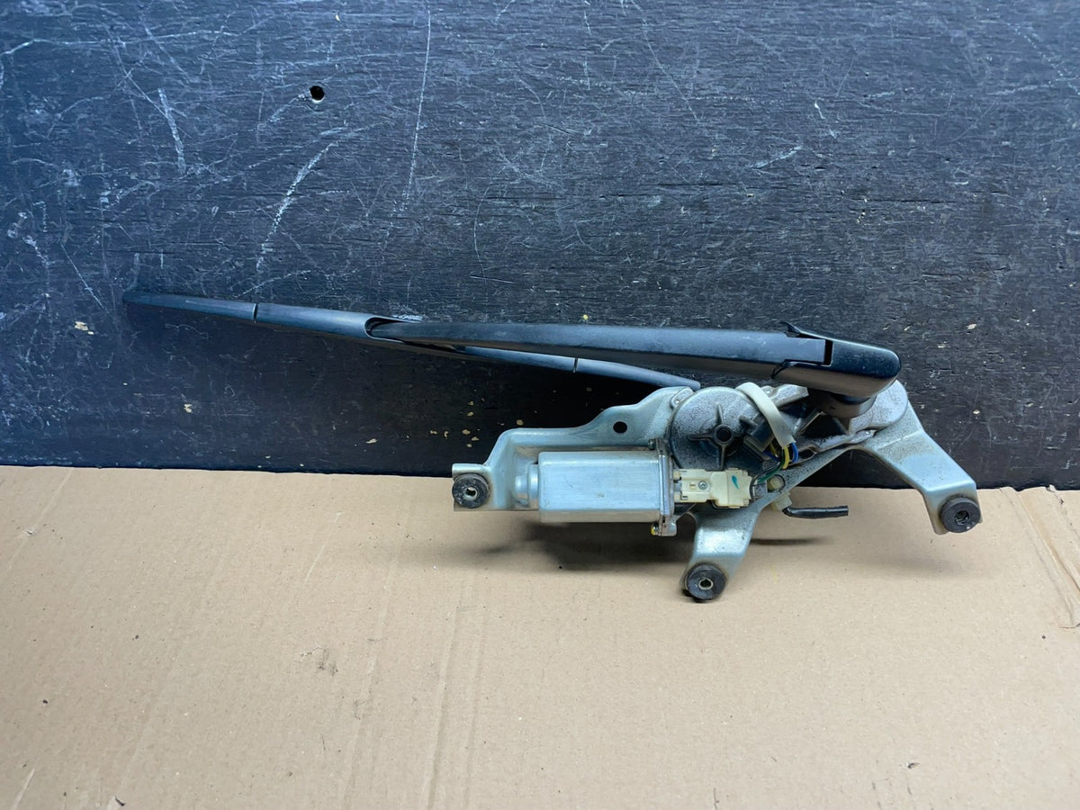 2006 to 2014 Subaru Tribeca Wiper Arm Motor Windscreen Window Rear V2000 DG0