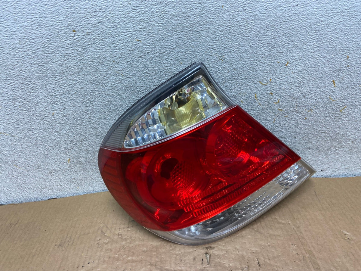 2005 to 2006 Toyota Camry Tail Light Left Driver Lh Side AI8229 LK0
