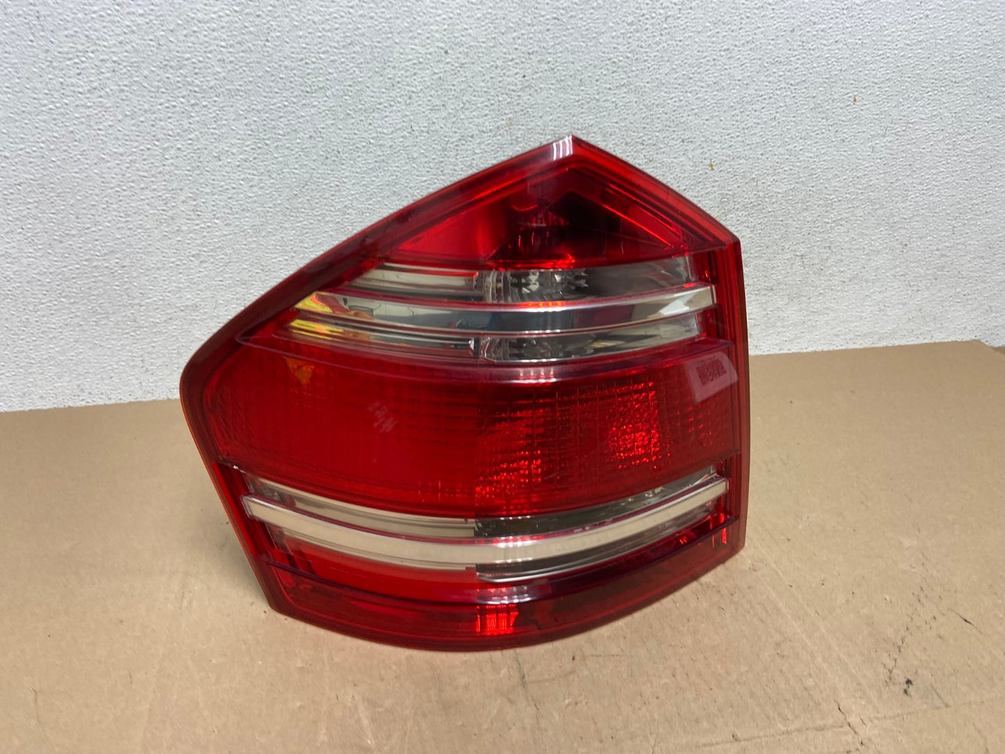 2007 to 2009 Mercedes GL-Class GL450 Left Driver LH Tail Light AE6714 LK0