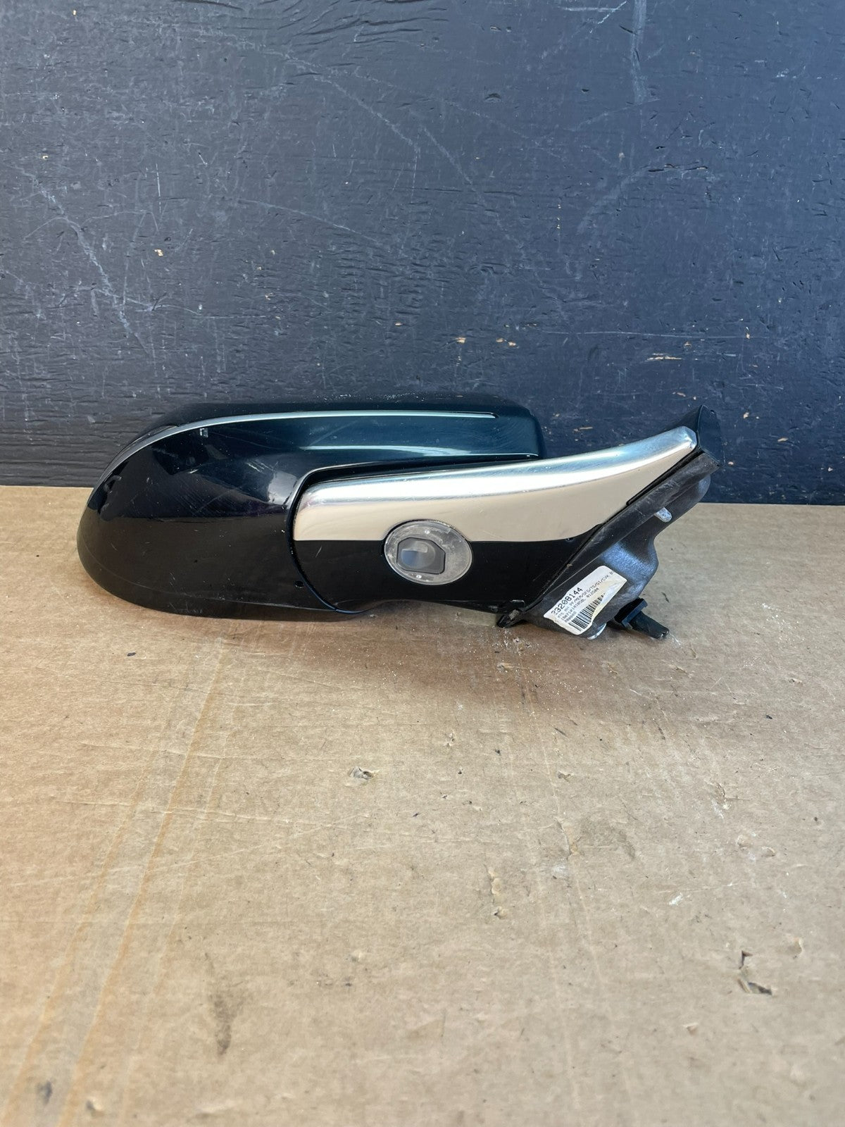 2016 to 2019 Cadillac XTS Right Passenger Side View Camera Mirror AE8573 DW3