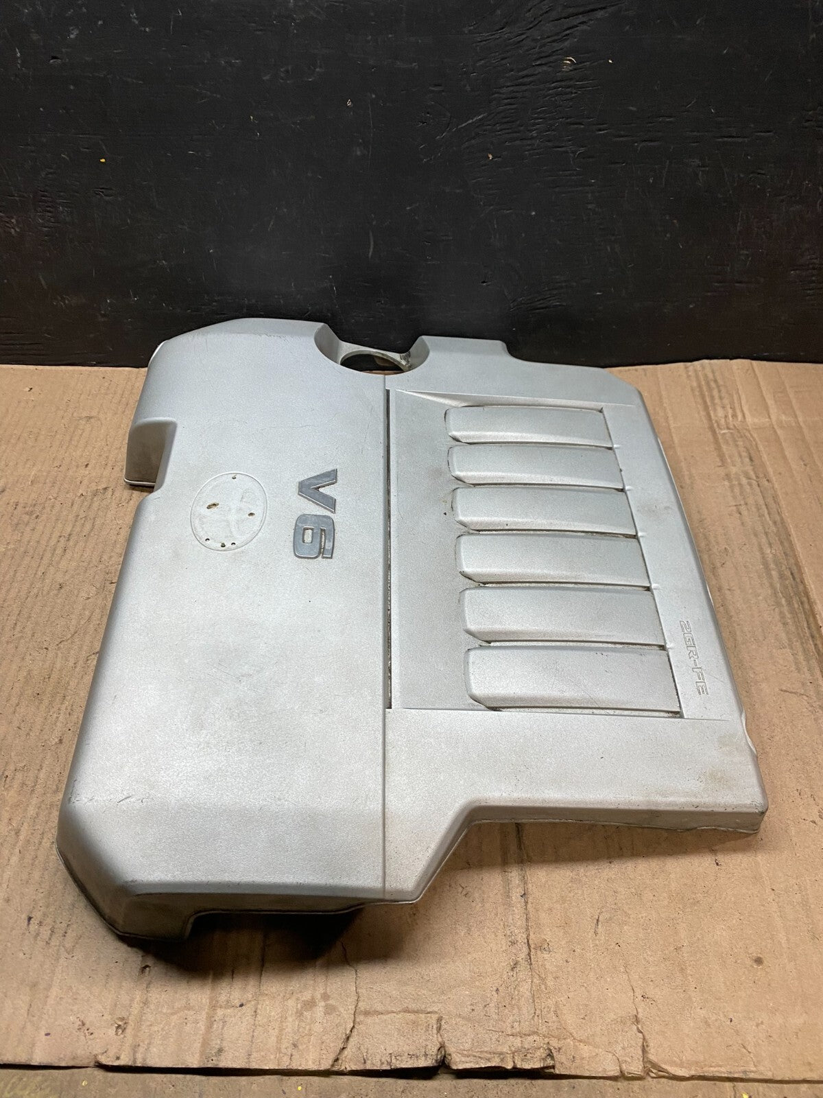 2008 to 2010 Toyota Highlander Camry V6 Top Engine Cover Lid F4218 DG13