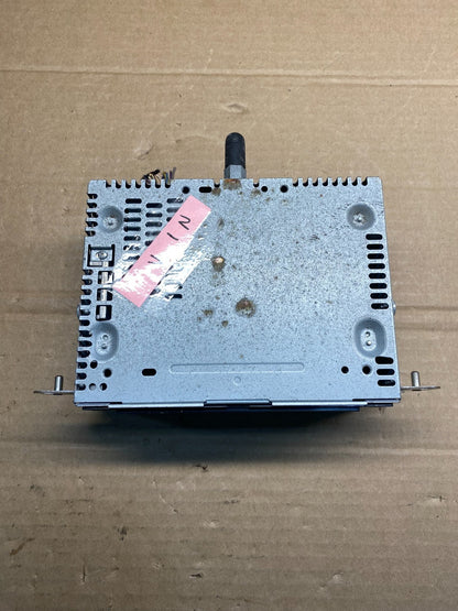 2013 to 2014 Ford Explorer Audio Equipment Radio Receiver AM FM CD AE8160 DG3