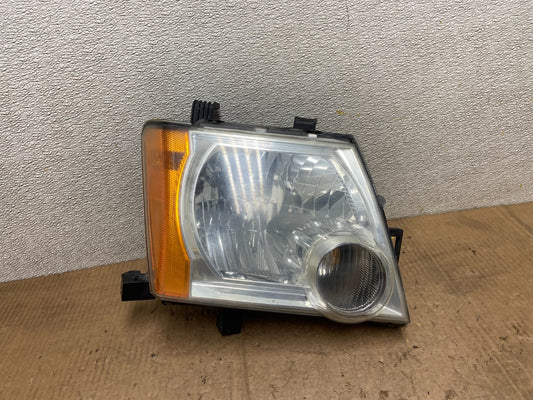 2005-2015 Nissan Xterra Right Passenger RH Headlight OEM AA6927 DW0