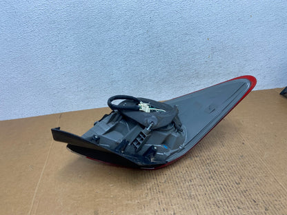 2011-2012 Toyota Avalon Right Passenger RH Side Tail Light AE0405 LK3