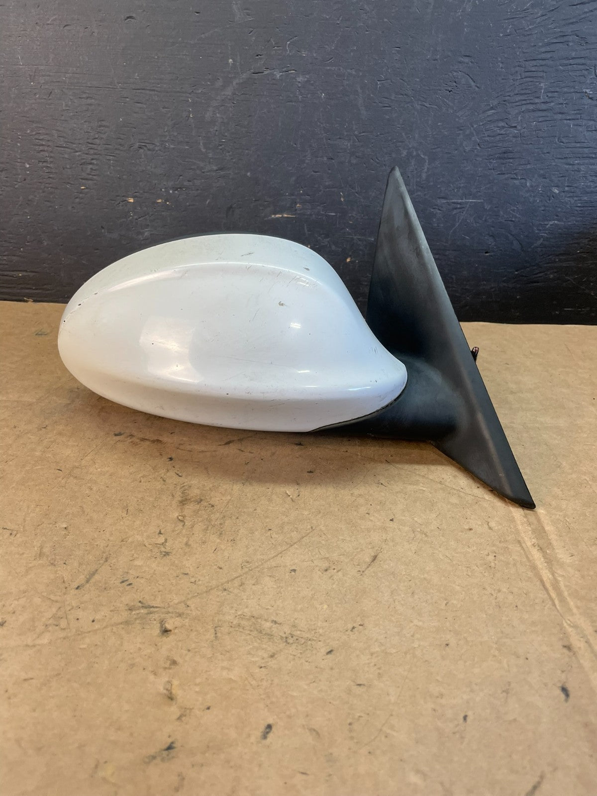 2006 to 2008 BMW 325i Right Passenger Side View Door Mirror ae1069 DG0
