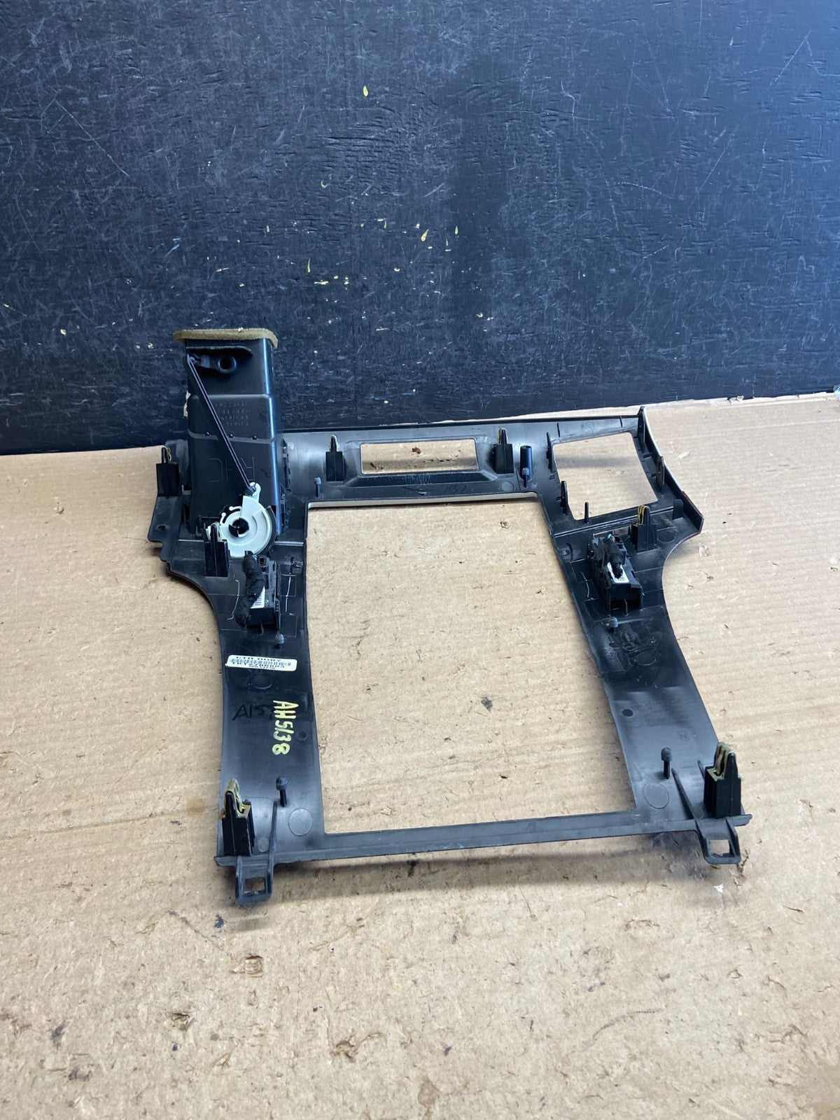 2007-2014 Cadillac Escalade Center Dash Trim Radio Bezel Vent Wood AH5137 DG4
