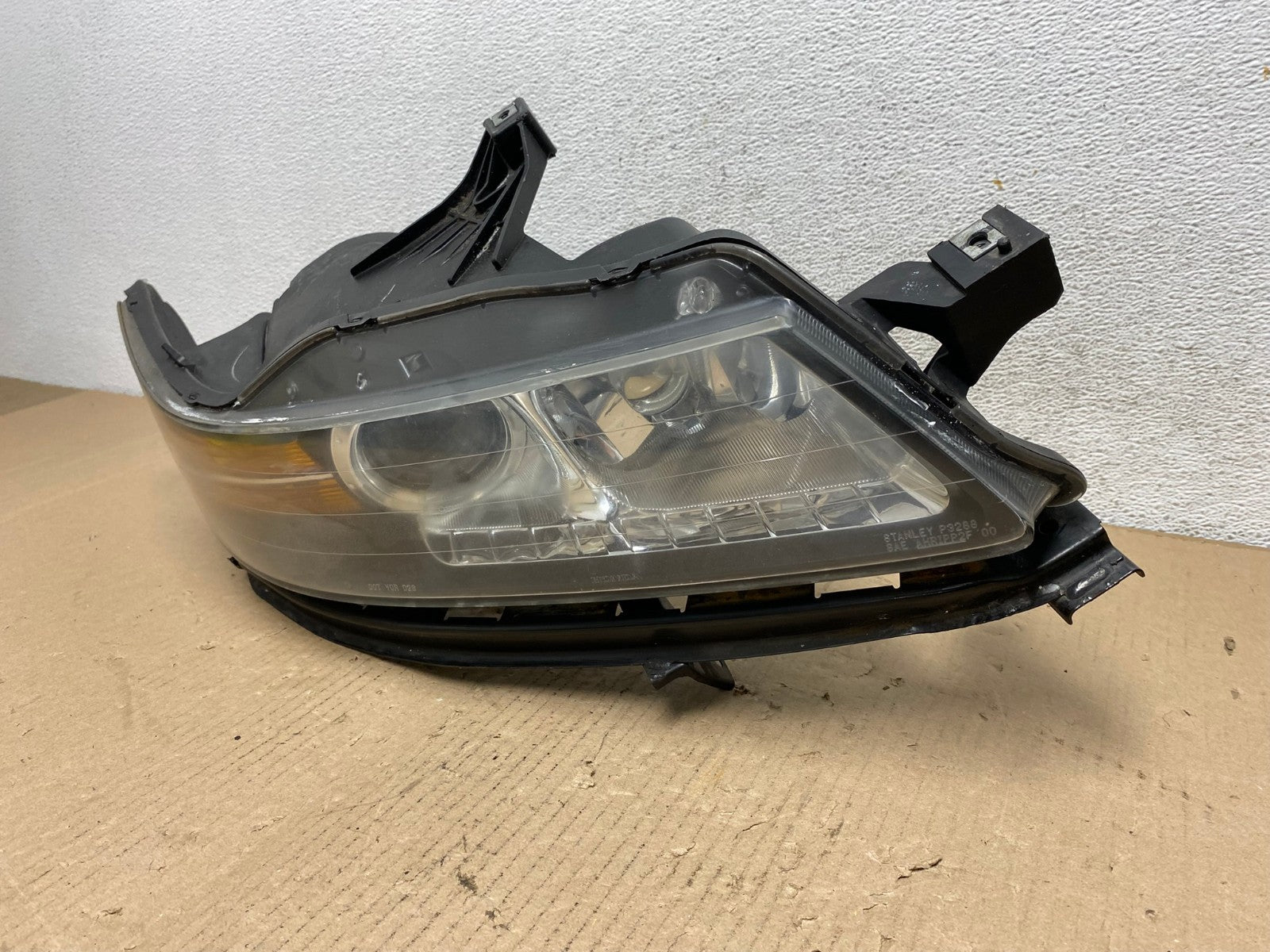 2007 to 2008 Acura TL Headlight Right Passenger Rh Side Xenon Hid AF3164 LK1