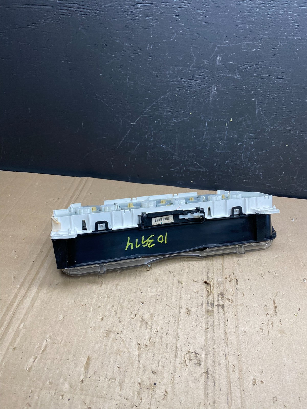 2006 Ford E350 Gauge Speedometer Cluster OEM ab9070 DG5