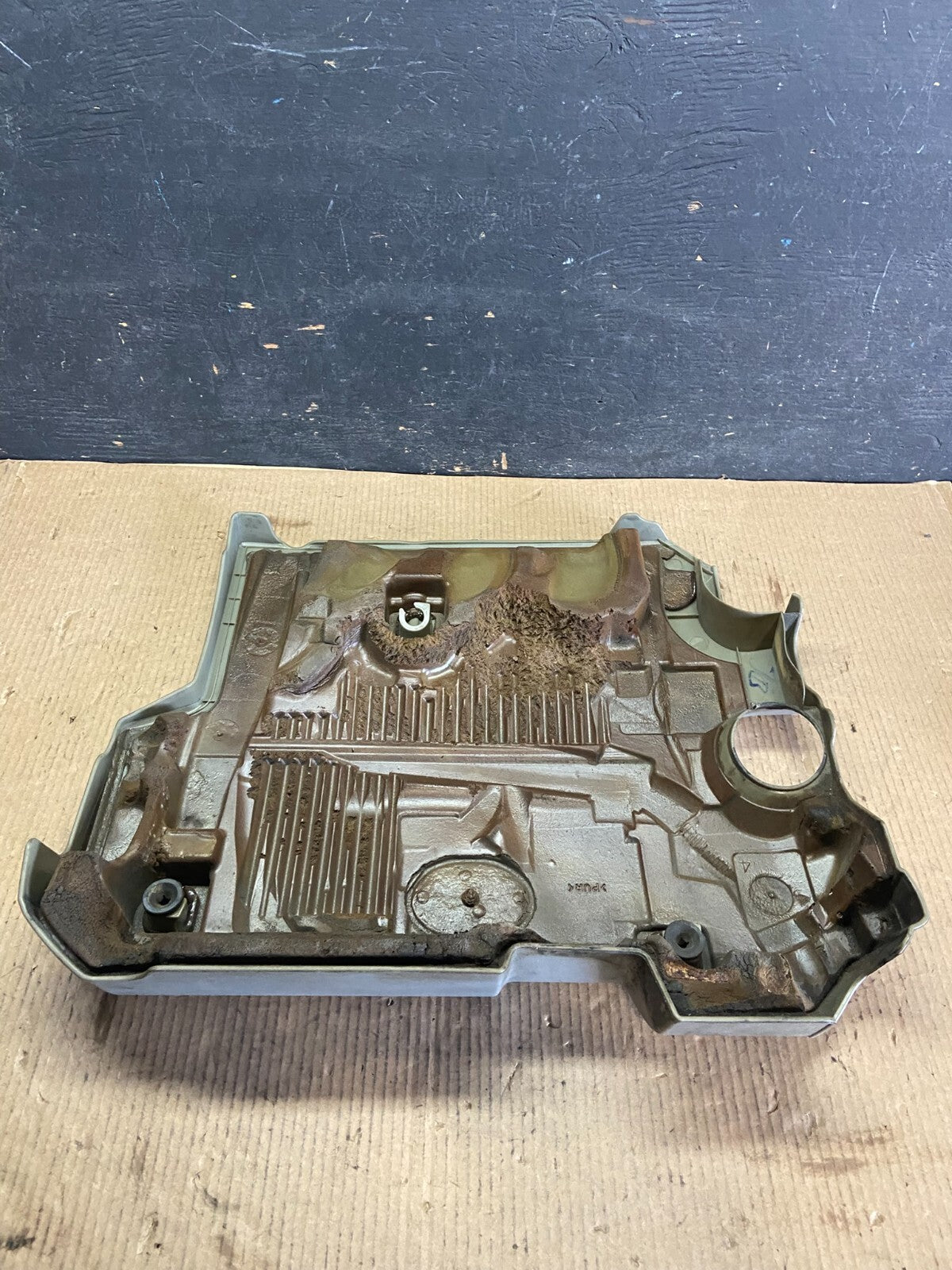 2008 to 2010 Toyota Highlander Top Engine Cover Lid N8329 PS5