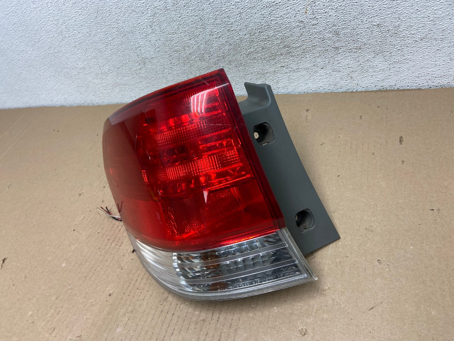 2008 2009 2010 Honda Odyssey Left Driver LH Side Tail Light AF3078 LK1