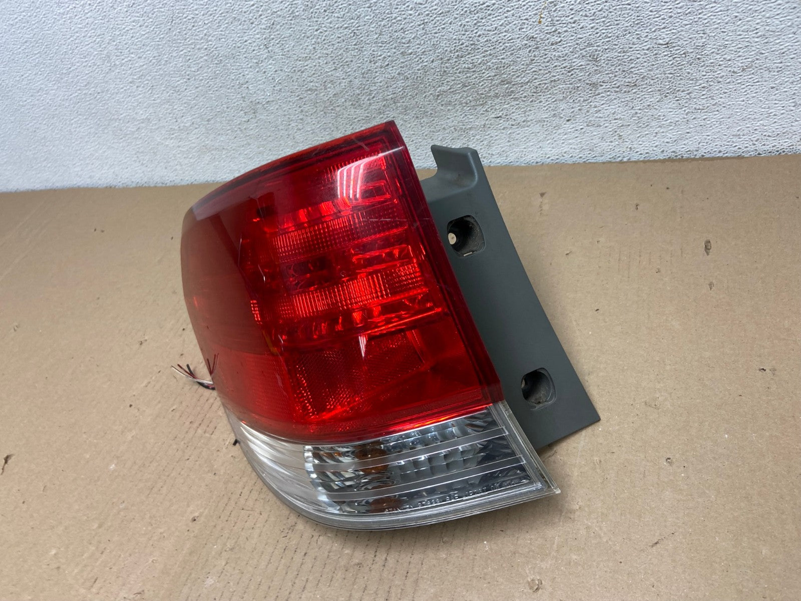 2008 2009 2010 Honda Odyssey Left Driver LH Side Tail Light AF3078 LK1
