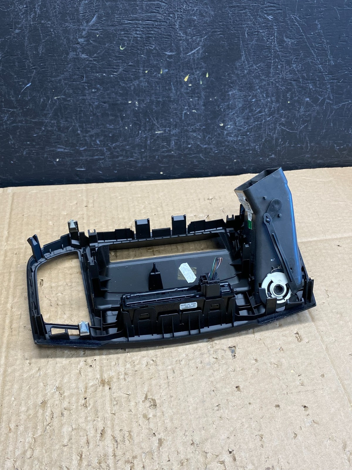 2011 - 2017 Buick Regal 2.4L Dash Display Info Air Vent Bezel Trim AC9646 DG4
