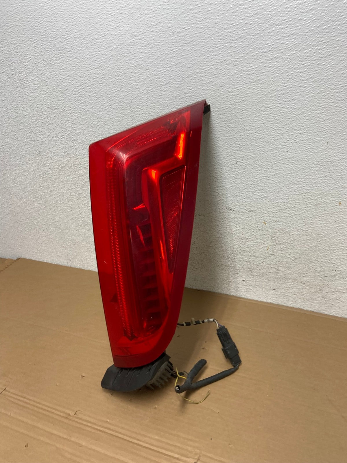 2013 to 2017 Cadillac XTS Right Passenger RH Tail Light AD4151 LK1