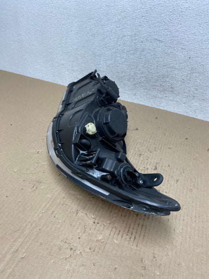 2007 2008 2009 2010 Hyundai Elantra Right Passenger Side Headlight AE7076 LK6