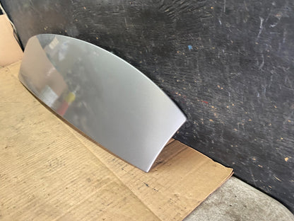 1999 2005 BMW e46 325i  Trunk Hatch Wing Spoiler OEM R7947 DG1