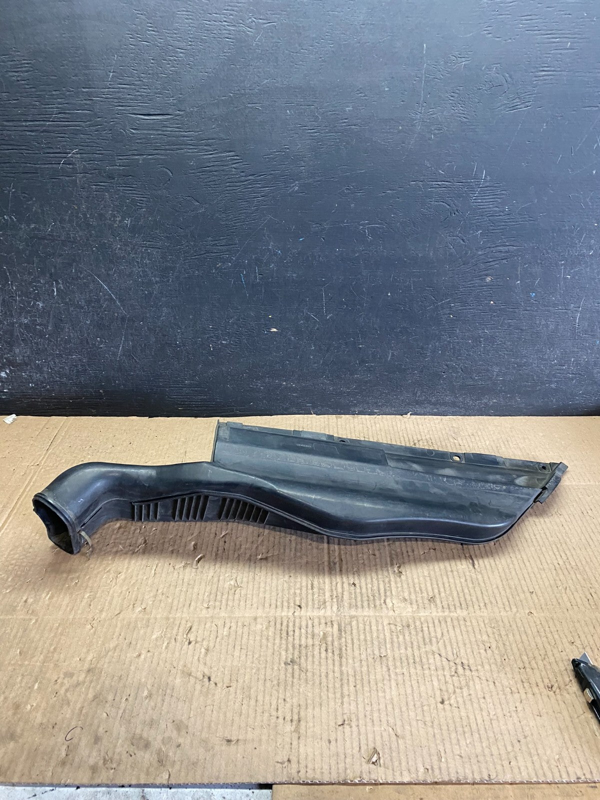 2003 to 2008 Nissan Murano Air Intake Cleaner Duct i3399 DG1 OEM0
