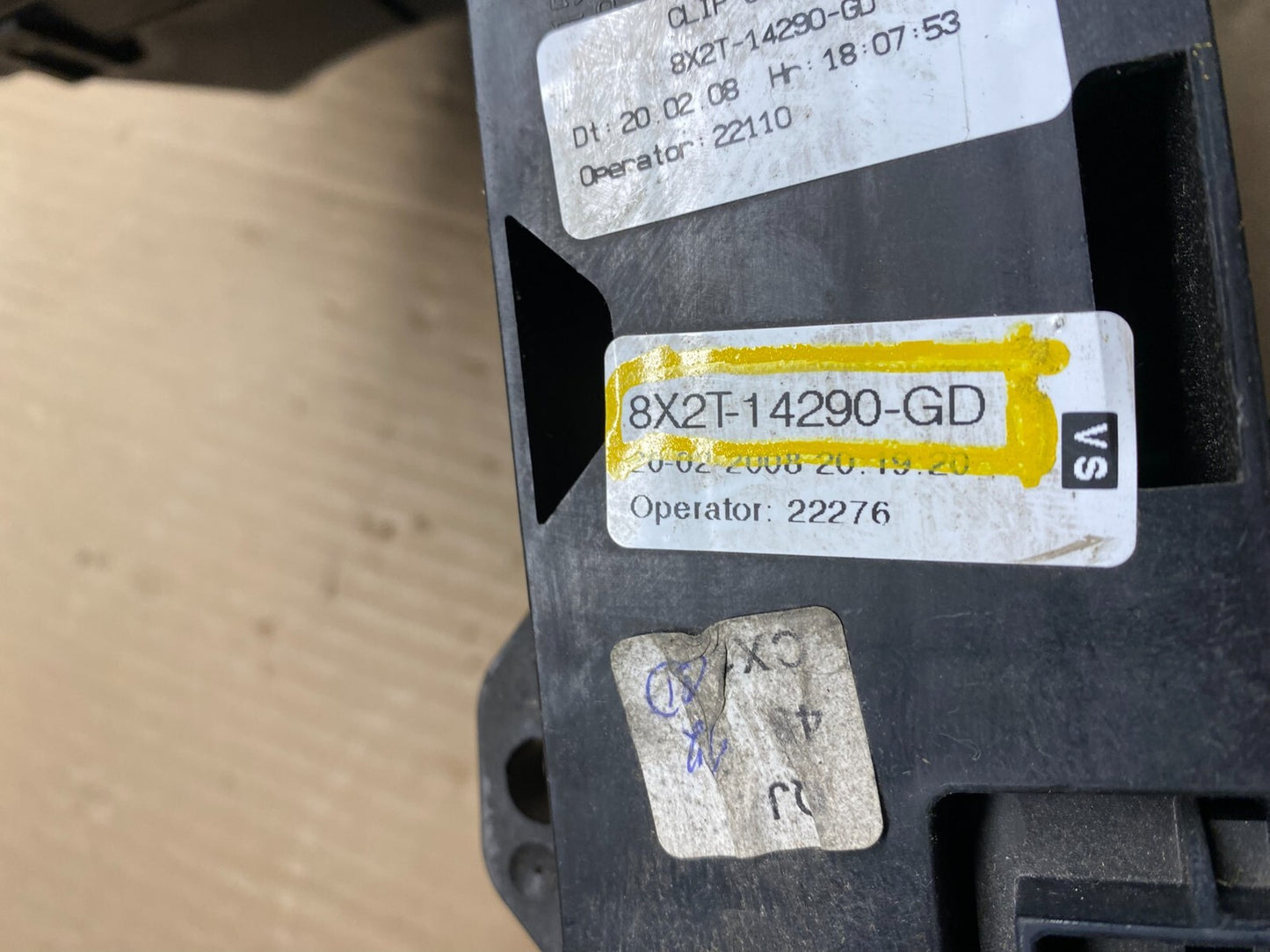 2009 - 2012 Jaguar X250 XF Front Under Hood Fuse Relay Box 8X2T14290GD G44507