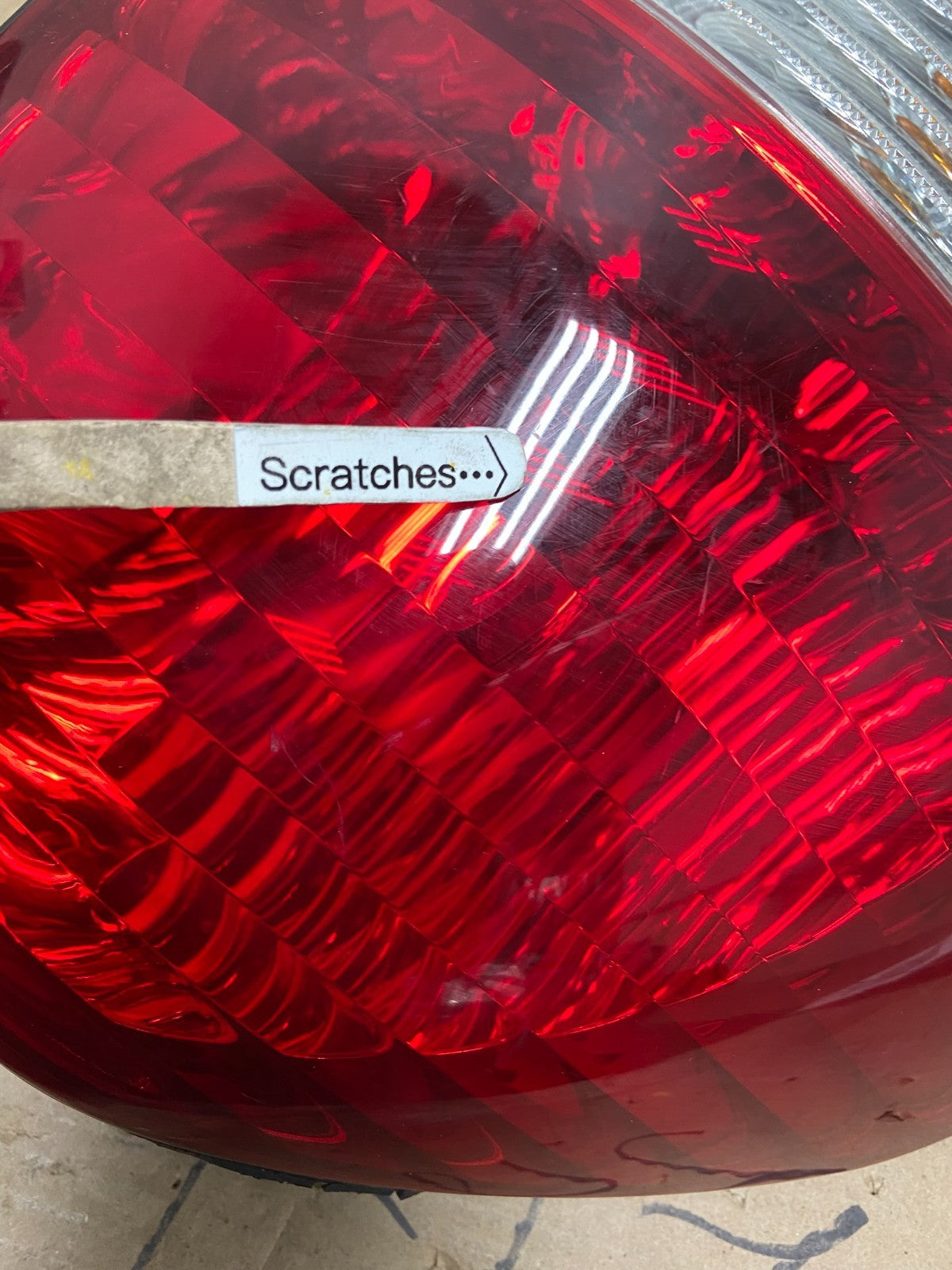 2005 to 2006 Hyundai Santa Fe Left Driver Side Tail Light AB1428 LK3