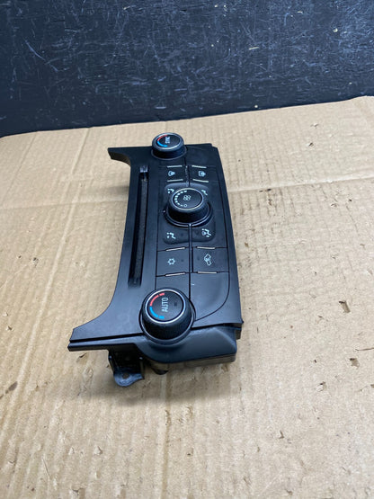 2014 2015 Chevrolet Malibu AM FM Radio Control Panel ac9474 DG1