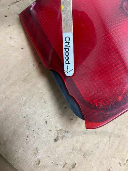 2002-2004 Honda Odyssey Right Passenger RH Side Tail Light Inner AD0538 LK5